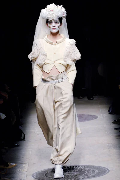 Look 5